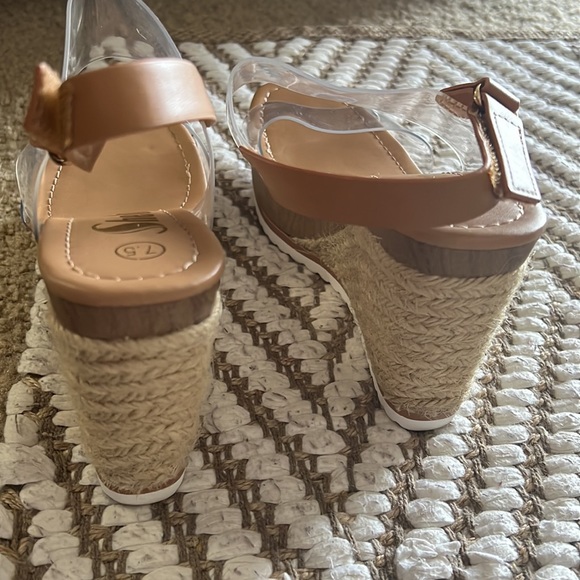 Transparent Open-Toe Espadrille Ankle Strap Wedges - 7.5 - Picture 4 of 6